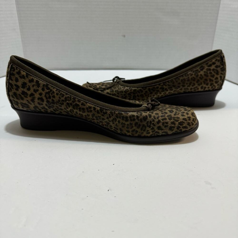 Munro‎ loafers size 6.5 - Picture 2 of 7